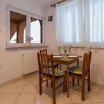 Tomica * Novi Vinodolski