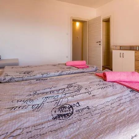 Apartament Tomica Novi Vinodolski