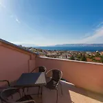 Tomica * Novi Vinodolski